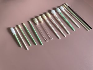 Our cleanroom cleaning swabs provide precision surface cleaning for cleanrooms and critical industrial manufacturing environments.